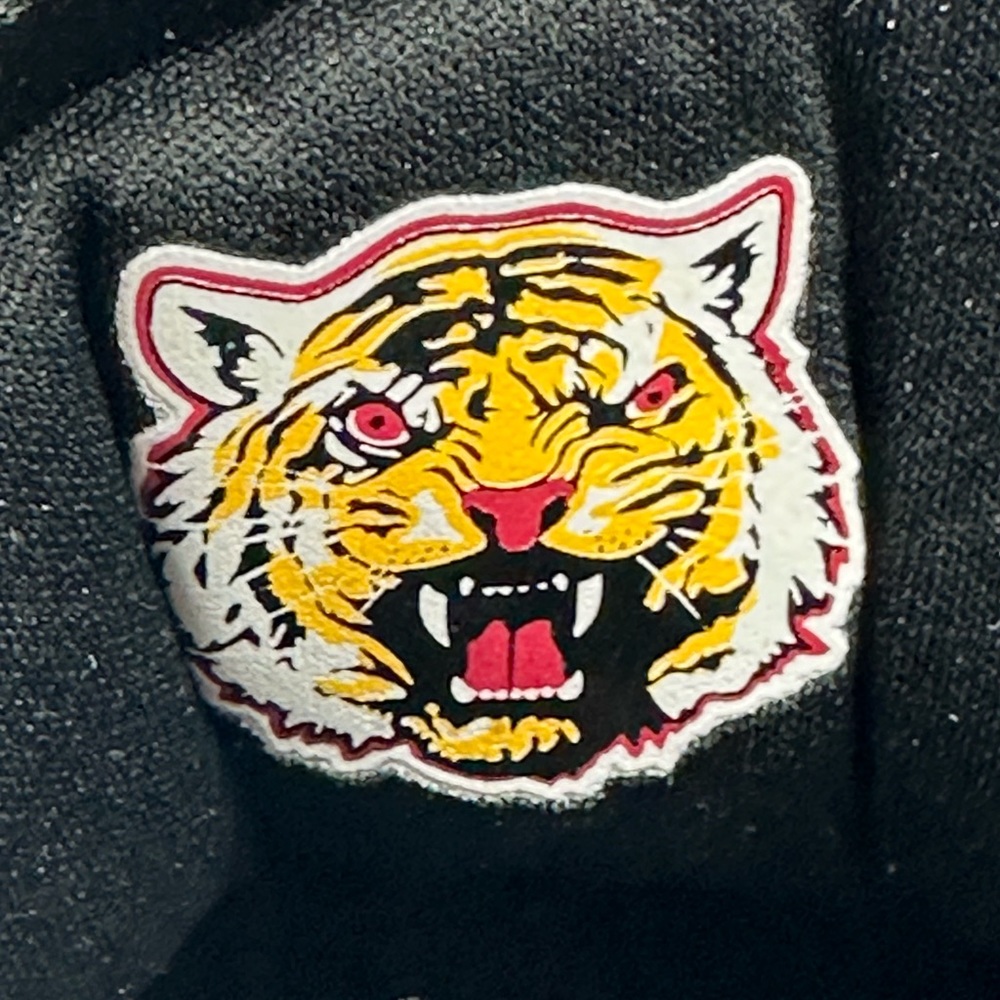 Men’s Rare Adidas DON Issue 4 Tiger US 10.5 Grambling State - Picture 8 of 10